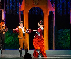 Собака на сене