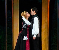 Собака на сене