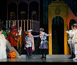 Собака на сене