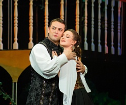 Собака на сене