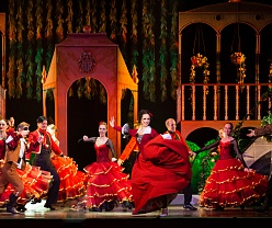 Собака на сене