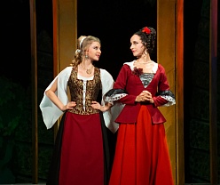 Собака на сене