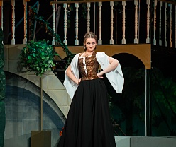 Собака на сене