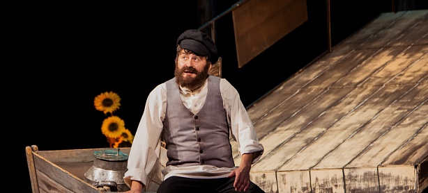 Спектакль про мир с соседями: «Скрипач на крыше» вернулся в Пятигорск