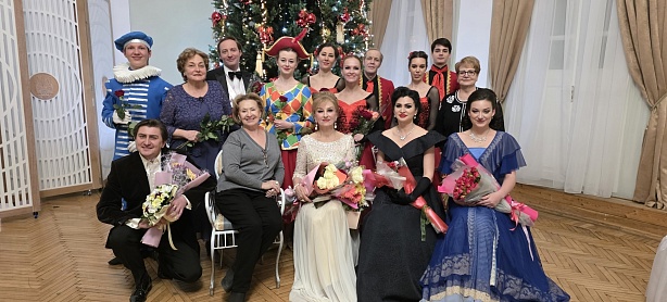 В театре оперетты отметили День артиста