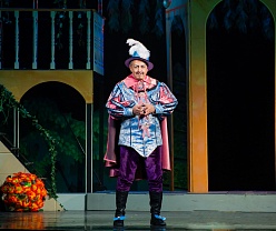 Собака на сене