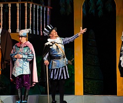 Собака на сене