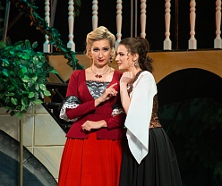 Собака на сене