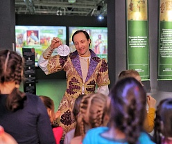 На экскурсии в музее 